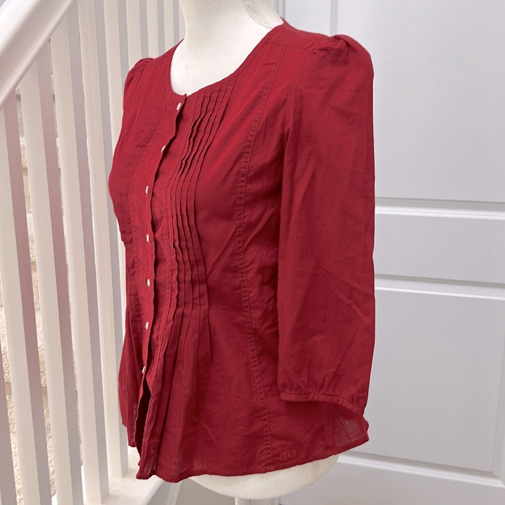 GAP Blouse - Picture 2 of 6